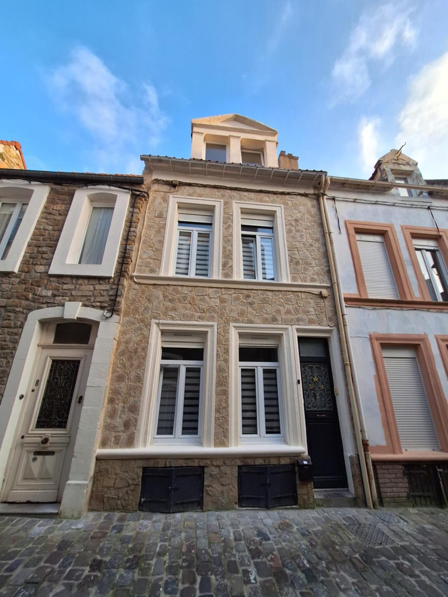 Ideal Vieille Ville De Boulogne La Boulonnaise ! Luaran gambar