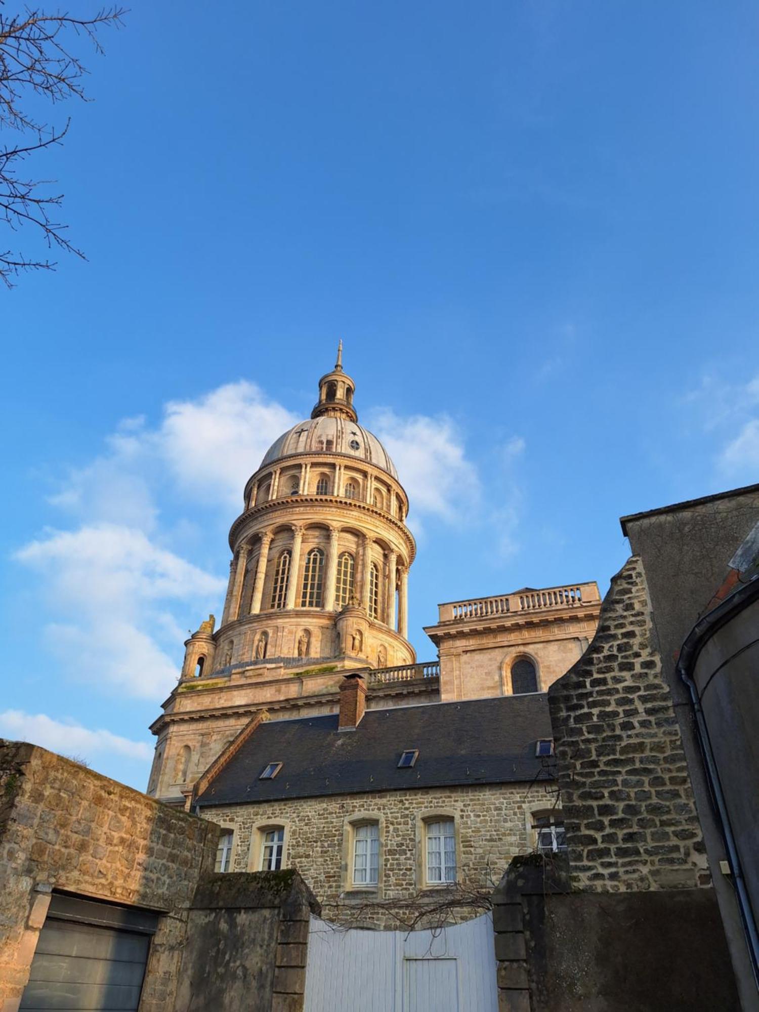 Ideal Vieille Ville De Boulogne La Boulonnaise ! Luaran gambar