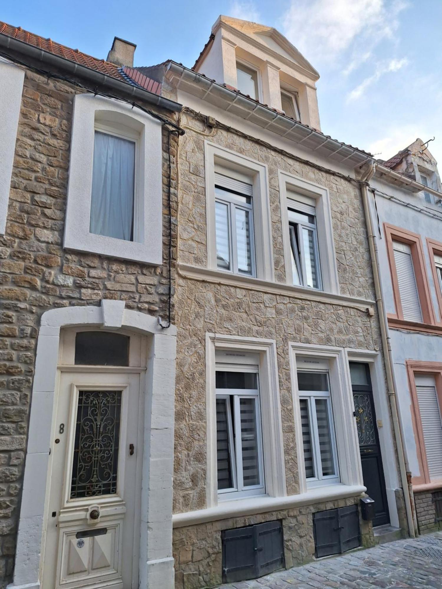 Ideal Vieille Ville De Boulogne La Boulonnaise ! Luaran gambar