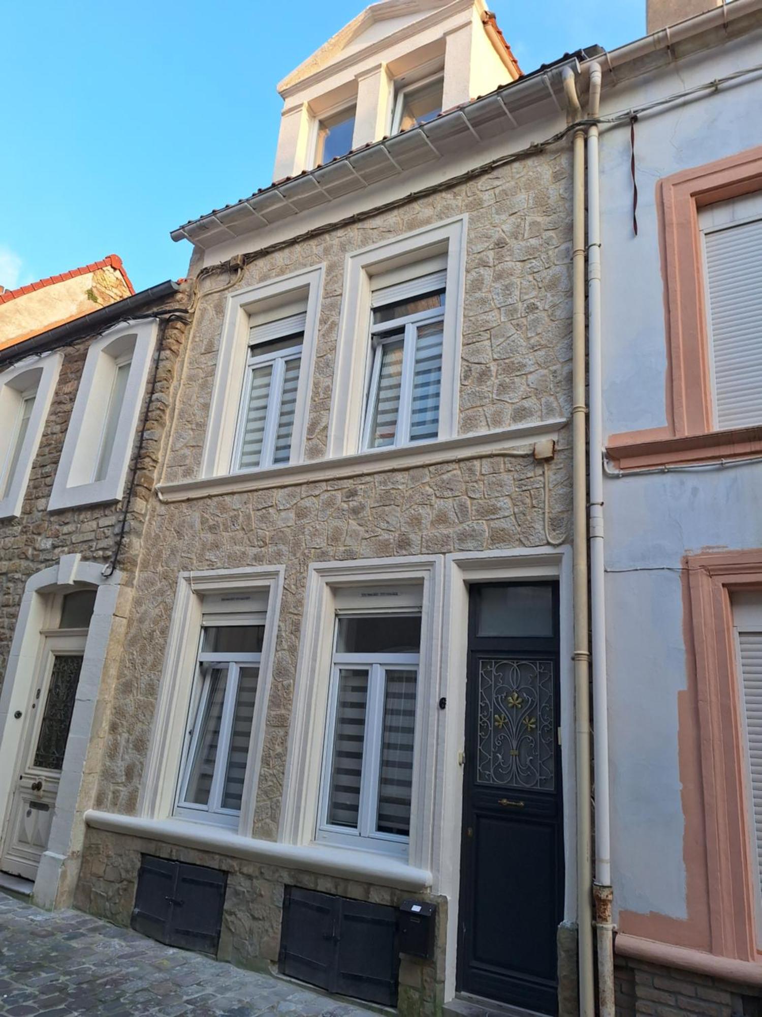 Ideal Vieille Ville De Boulogne La Boulonnaise ! Luaran gambar